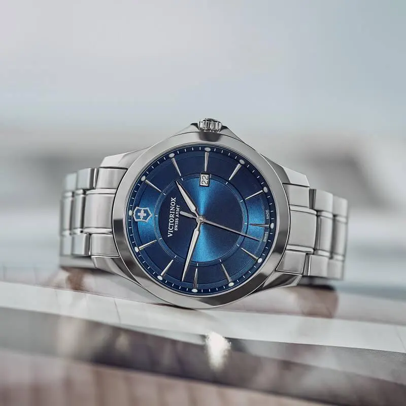 Victorinox Alliance with Swiss Army Knife Set Men's Watch- 241910.1